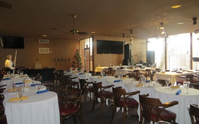 Echo Hotel & Conference Center