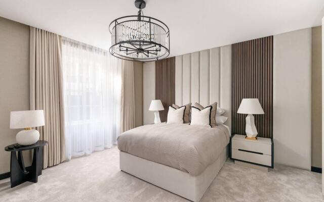 Luxury West End Oasis - Lux Spa Bath - Romantic