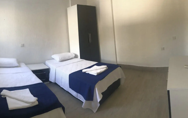 Lizo Hotel