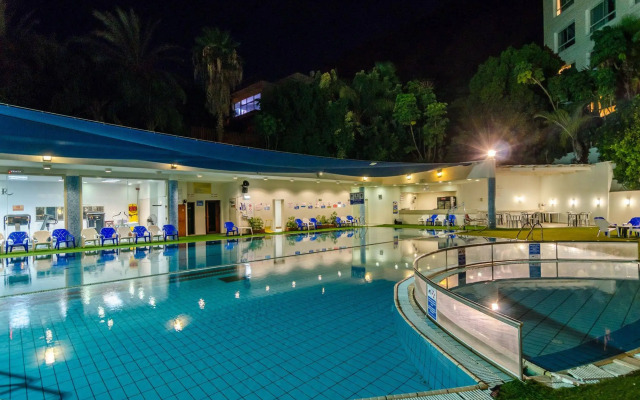 Royal Plaza Hotel