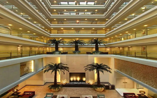 Park Plaza