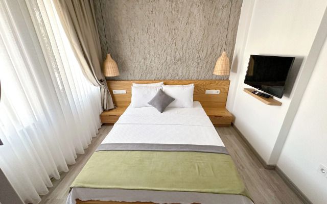 Müzeyyen Hanım Konağı Alaçatı 12+