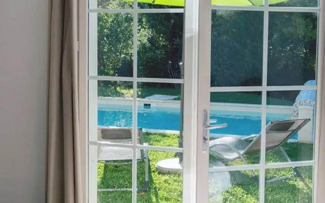Luxury Provencal Villa With AC, in Charming Luberon Region
