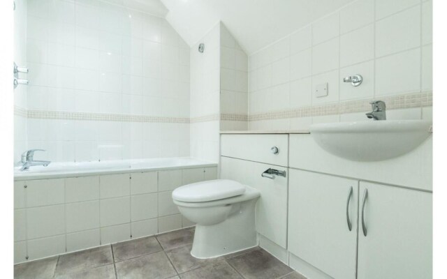 1 Bedroom in Kew Gardens - Clarendon House