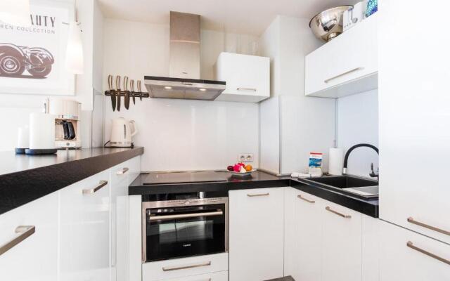 Le Fiorentina AP4248 by Riviera Holiday Homes