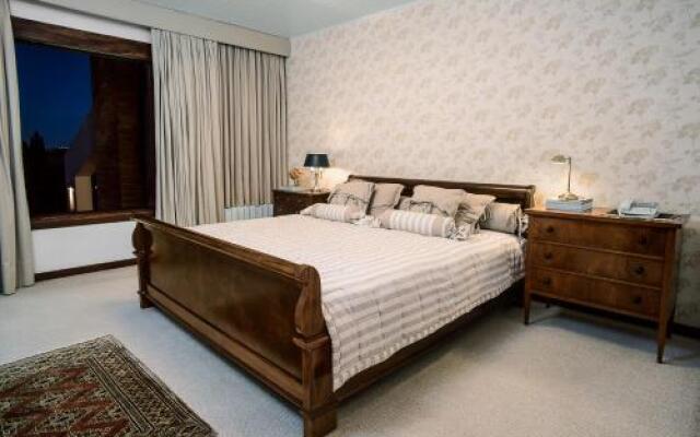 Aberdeen Premium