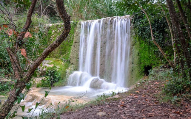 Sea View Apartment by Rent4all