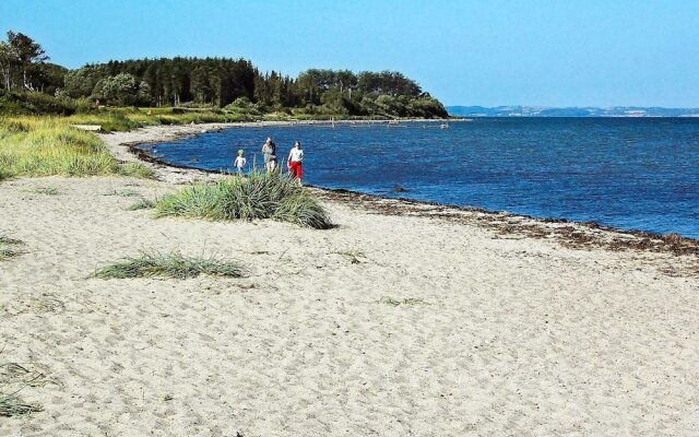 6 Person Holiday Home in Nordborg-by Traum