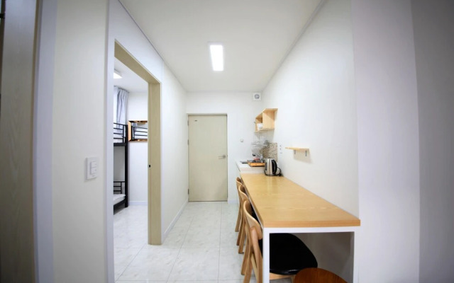ZIBRO H guesthouse