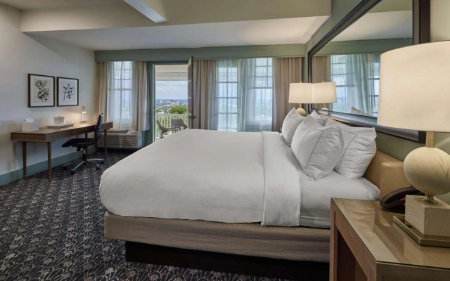 The Partridge Inn Augusta, Curio Collection by Hilton