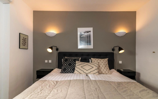 Newly renovated 3 bedroom apt next to Puerto Banús