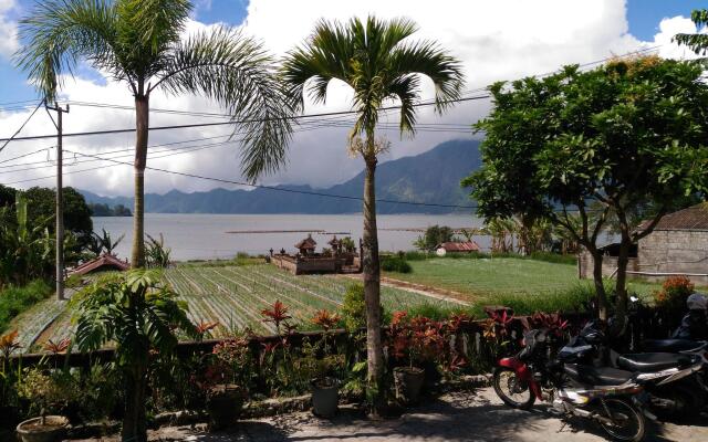 Hotel Segara & Restoran