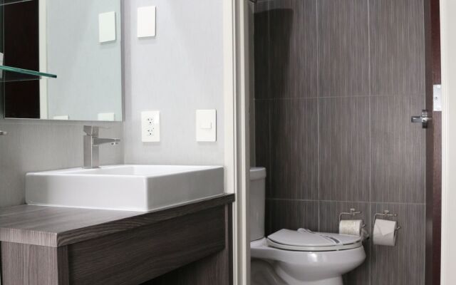 Hotel Casa Inn Galerias