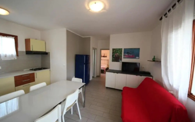 Charming Apartment With AC, Garden and Parking