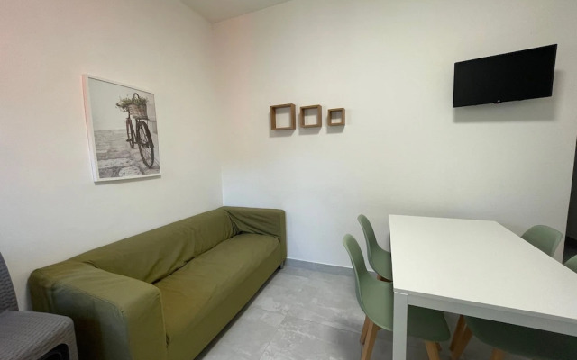 Modern 2 Bedroom Apartment Near Rosolina Beach