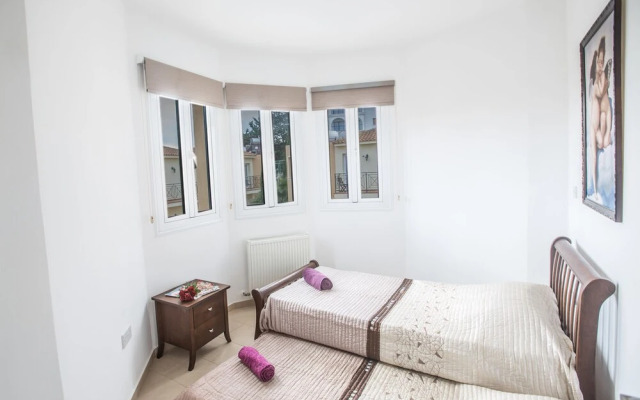 Villa Carmen,2 Minute Walk To Beach