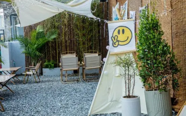 Tianyijiao Theme Hostel