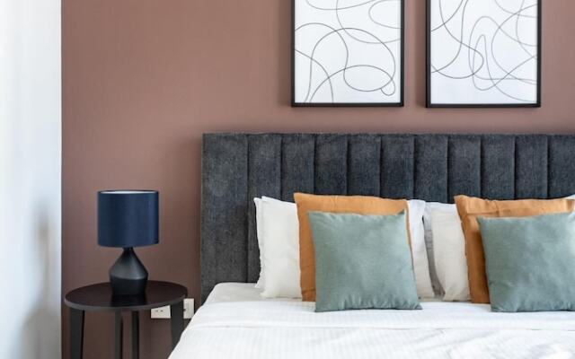 Silkhaus With Direct Access to Zabeel Mall