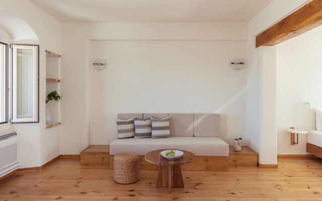 Ammothines Cycladic Suites