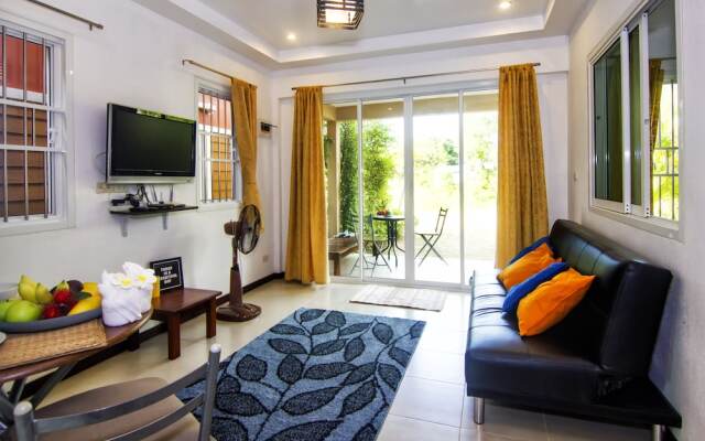 Villa Adelle Bang Tao 2 bedroom house