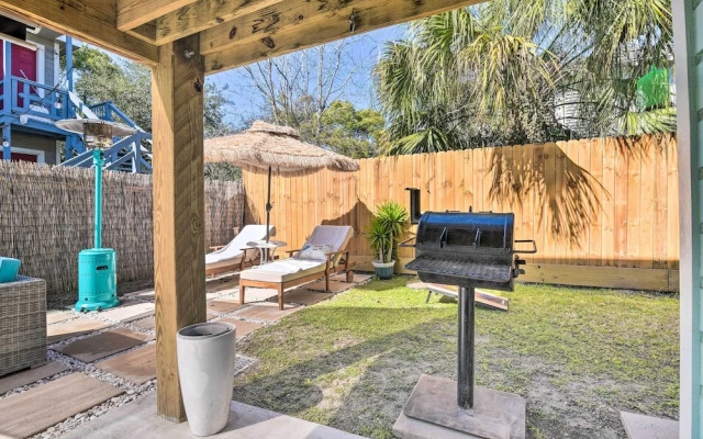 Galveston Retreat w/ Backyard & Patio!