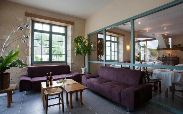 Logis Hôtel Le Lion d'Or