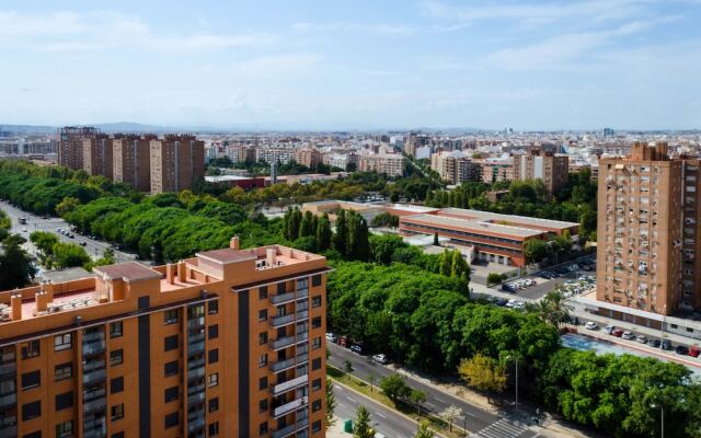 ApartUP Levante Skyline