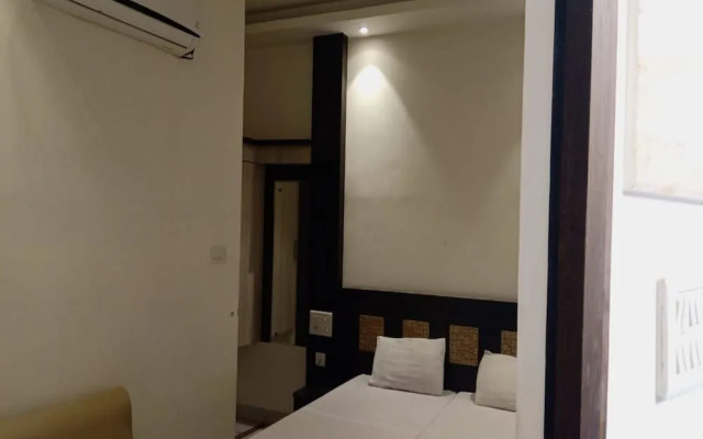Hotel Harsh Regency
