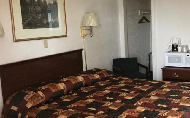 Americana Motel
