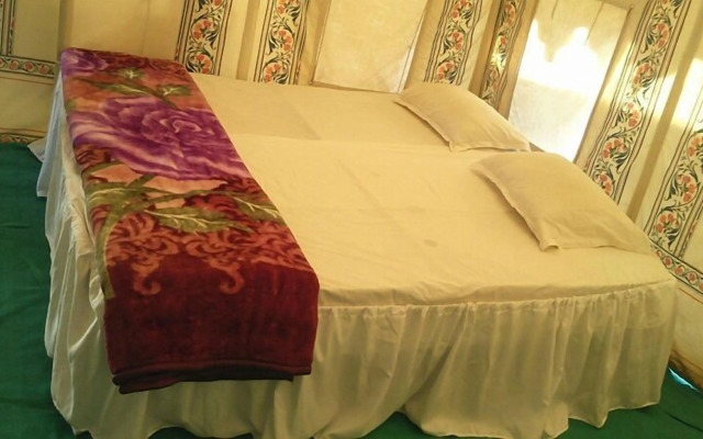 Gangaur Desert Resort By Park Tree