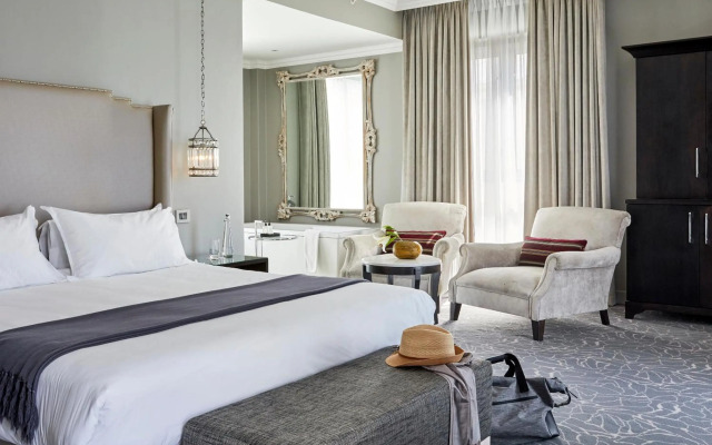 Queen Victoria Hotel