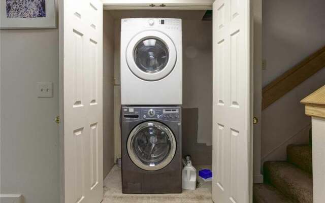 Fawngrove #1616 5 Bedroom Condo