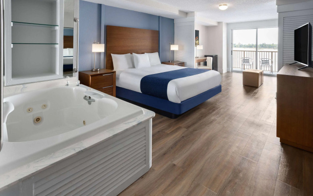 WaterView Casino & Hotel, Trademark Collection by Wyndham