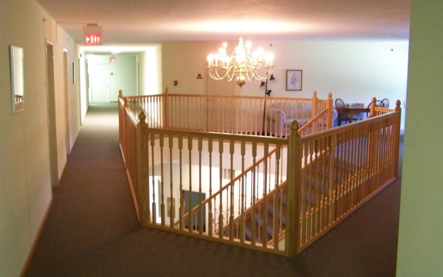 Brook Pointe Inn