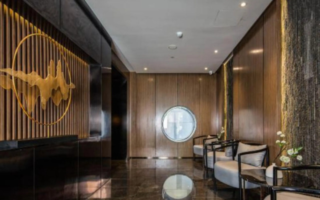 Baiwei Hotel (Zhengzhou CBD Exhibition Center)