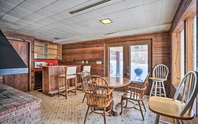 15 Mi to Downtown Minneapolis: Retreat on 5 Acres