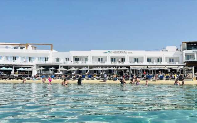 Acrogiali Beachfront Hotel