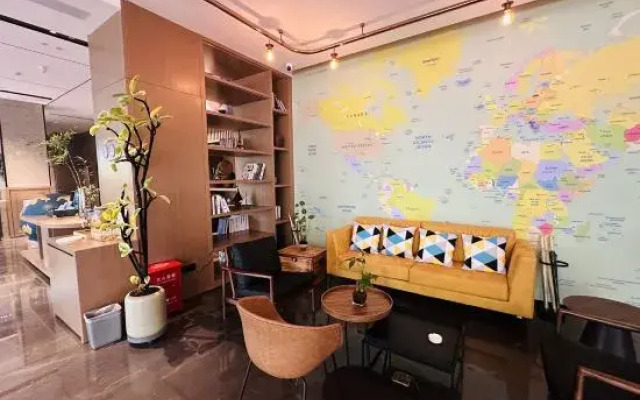 Kyriad Marvelous Hotel Zhengzhou Chengdong Road Wenmiao Subway Station