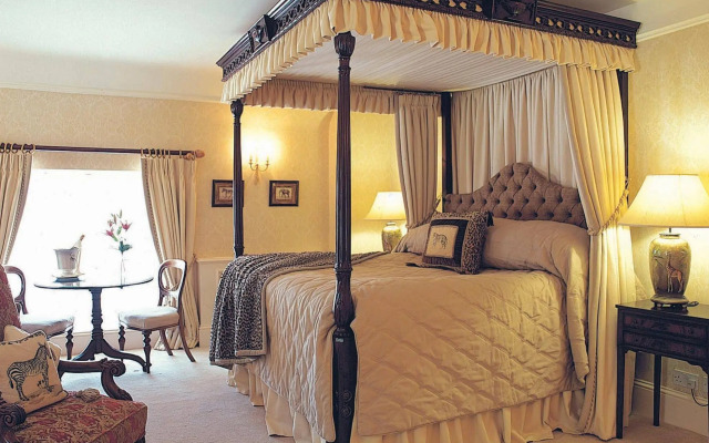 Longueville Manor