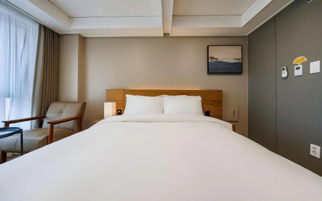 Chungchoho Best Hotel