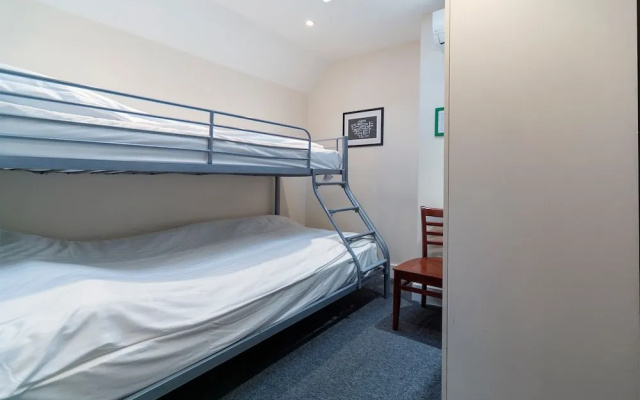 Keystone House Hostel