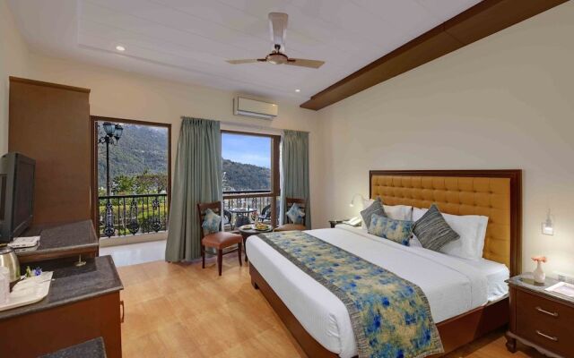 The Prince - A Lake Facing Resort and Spa