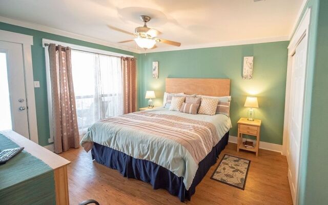 The Islander - 2 Br condo