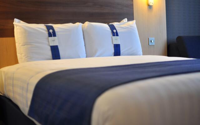 Holiday Inn Express Leigh - Sports Village by IHG