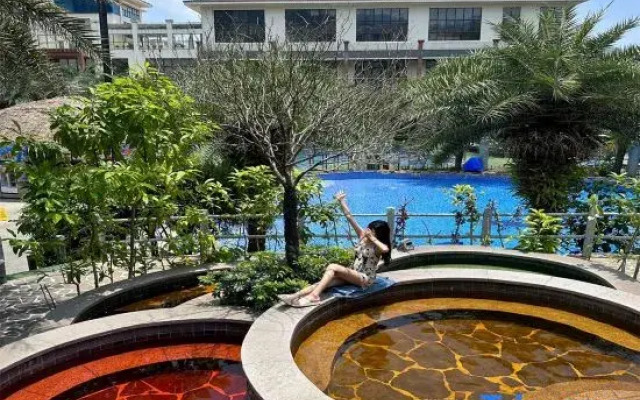 Sanying Cloud Water Mountain Spa Resort Villa