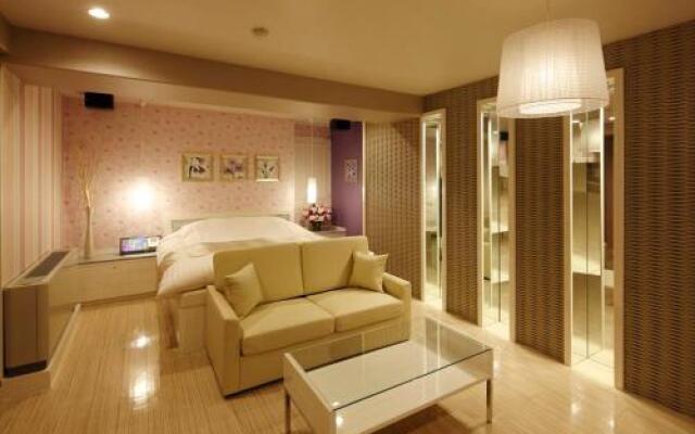 Hotel Waltz Chiryu - Adults Only