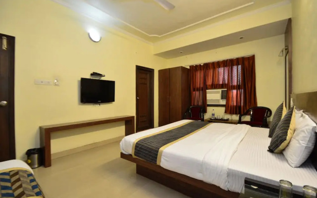 OYO 2289 Hotel Radha Palace