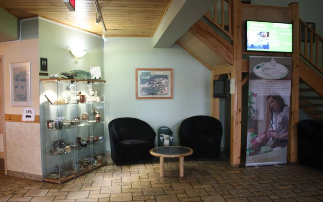 Cedar Meadows Resort & Spa, an Ascend Collection Resort
