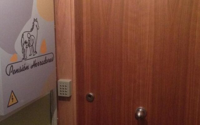 Hostal Herradores