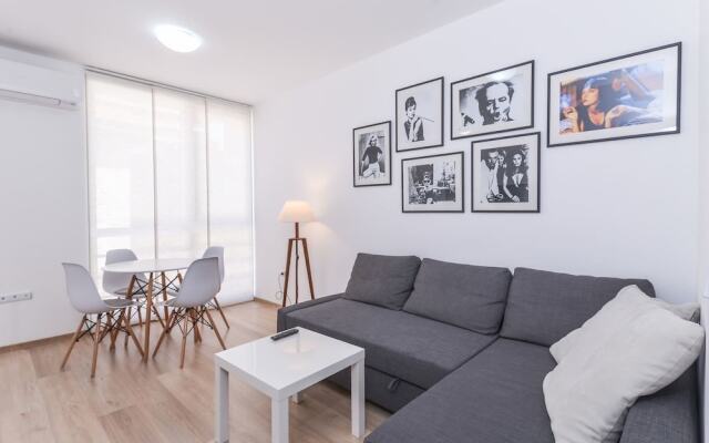 FM Deluxe 1-BDR Apartment - Cinecitta